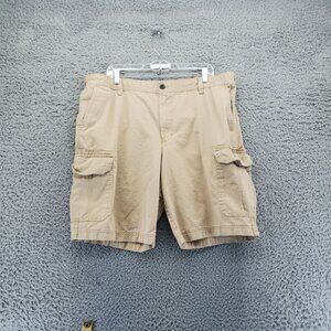IZOD Shorts Mens Size 40 Tan Cargo 100% Cotton Casual Lightweight Durable Design